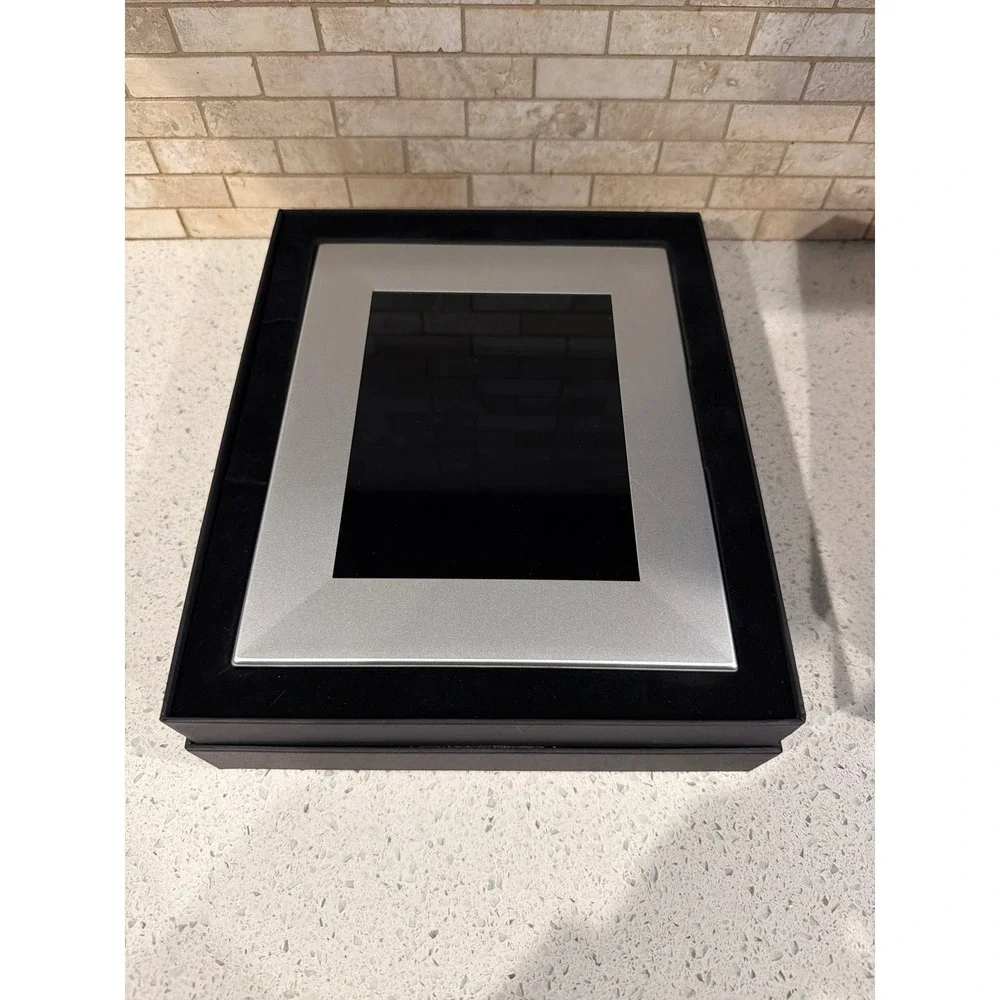 Nixplay Iris 8 Inches WiFi Digital‎ Photo Frame